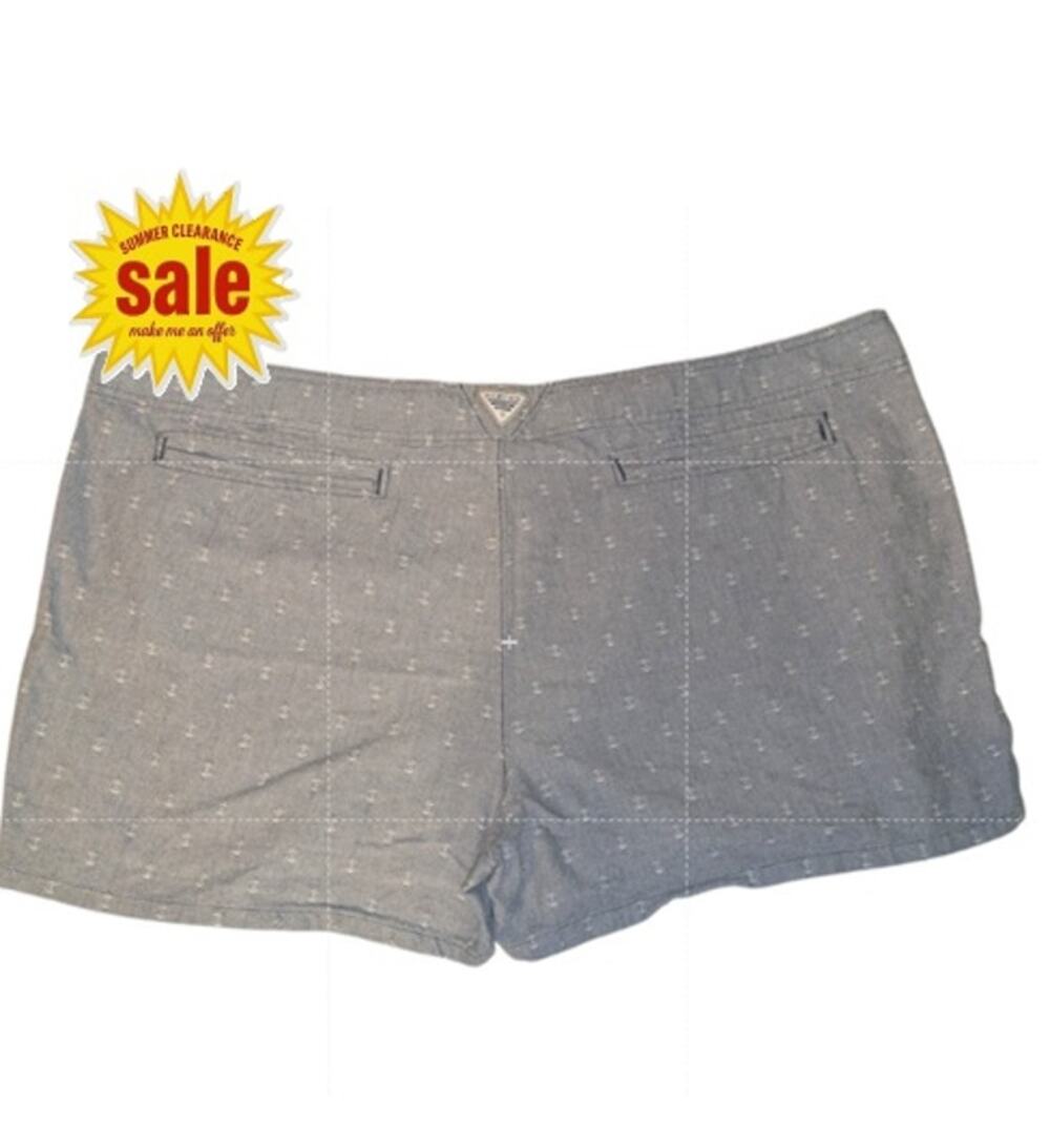 Columbia Women's Shorts Size 24  SUMMER CLEARANCE SALE - MAKE ME AN OFFER!